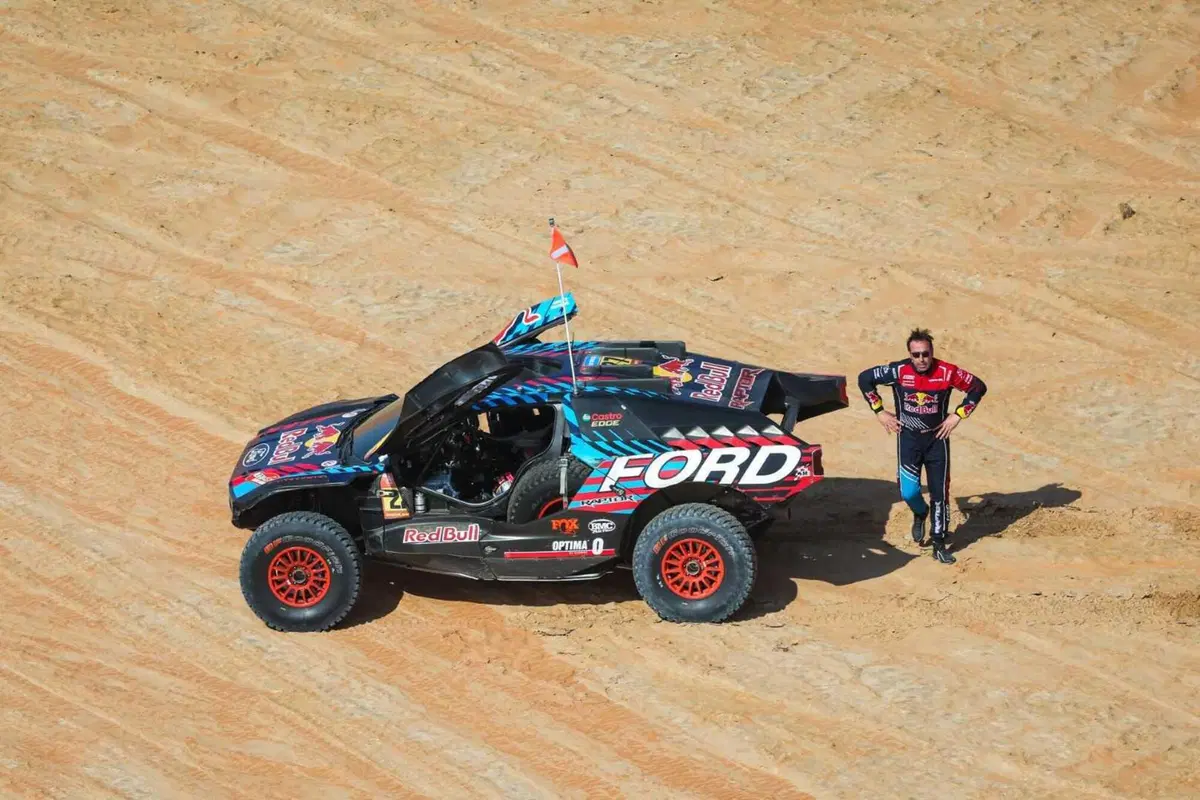 Dakar 2025. Finale. Yazeed Al Rajhi, Toyota, Profeta in Patria  (9)