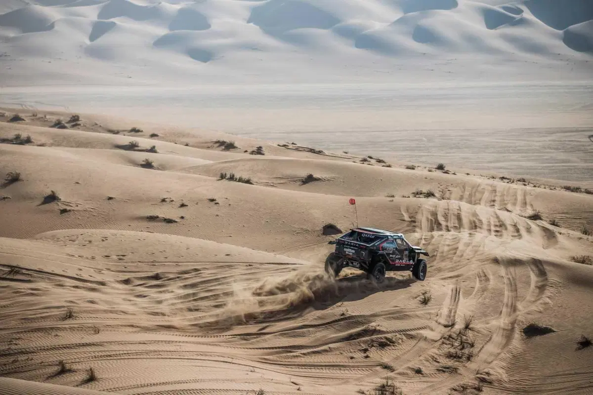 Dakar 2025. Finale. Yazeed Al Rajhi, Toyota, Profeta in Patria  (11)