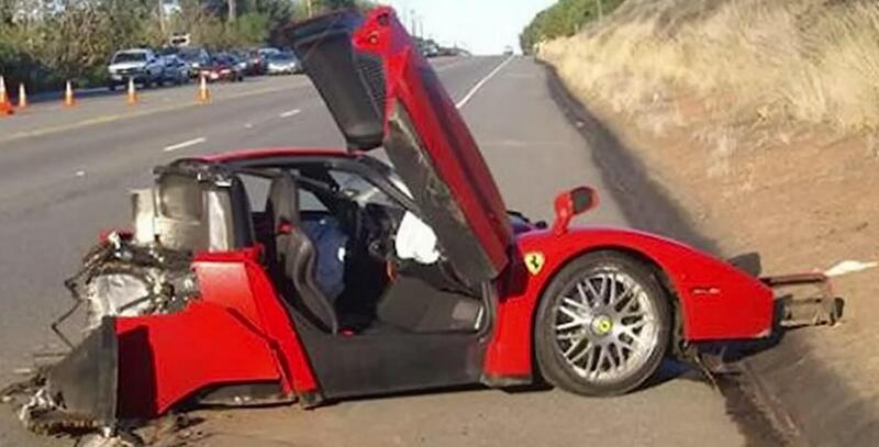 La Ferrari Enzo schiantata a 306 km/h in California