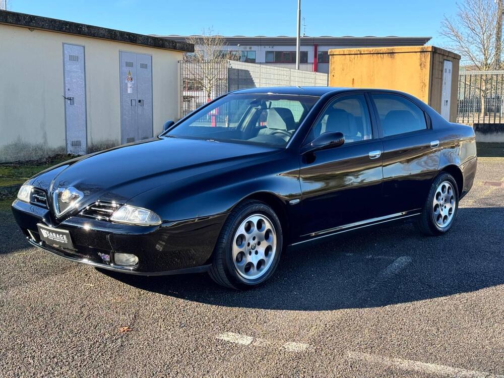 Alfa Romeo 166 usata a Siena (2)