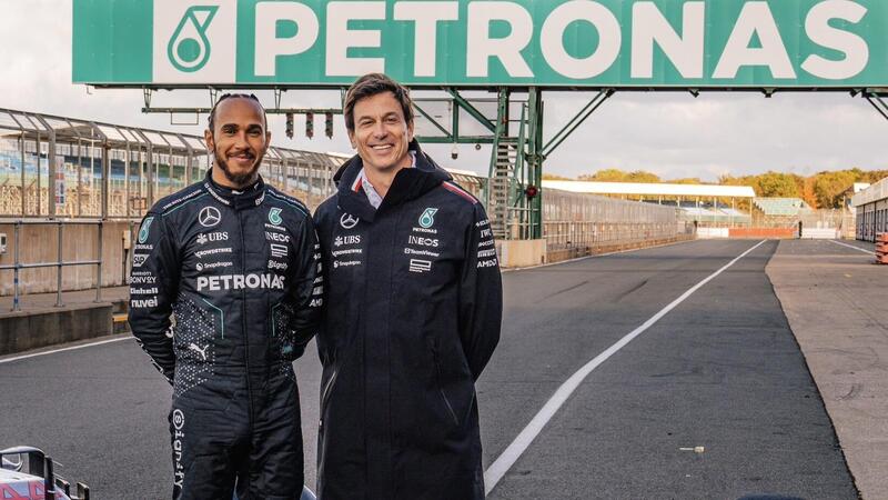 Lewis Hamilton e Toto Wolff