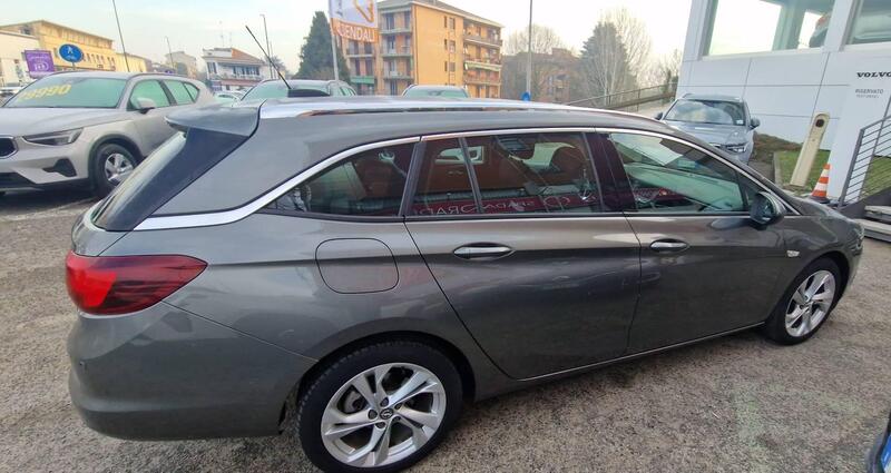 Opel Astra Station Wagon 1.6 CDTi 110CV Start&amp;Stop Sports Dynamic  del 2017 usata a Pavia