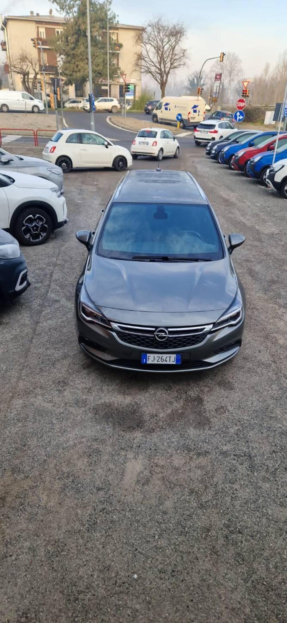 Opel Astra Station Wagon usata a Pavia (4)