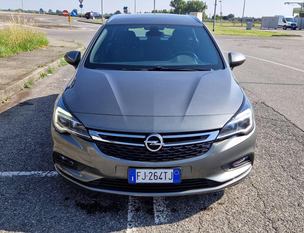 Opel Astra Station Wagon usata a Pavia (13)