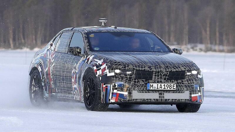 BMW M3: i primi test invernali dell&#039;elettrica [Foto Spia]