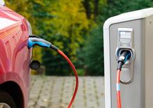 Colonnine elettriche, i soldi del PNRR a rischio, i bandi vanno deserti