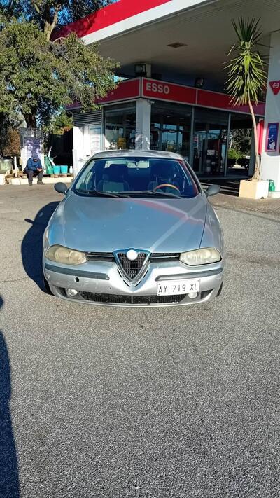 Alfa Romeo 156 1.6i 16V Twin Spark cat del 1998 usata a Roma