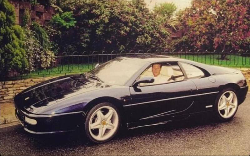 Schumacher a bordo della Ferrari F355 GTS