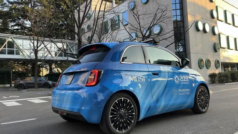 Il primo taxi autonomo d'Italia in test a Brescia, un progetto tutto made in Politecnico