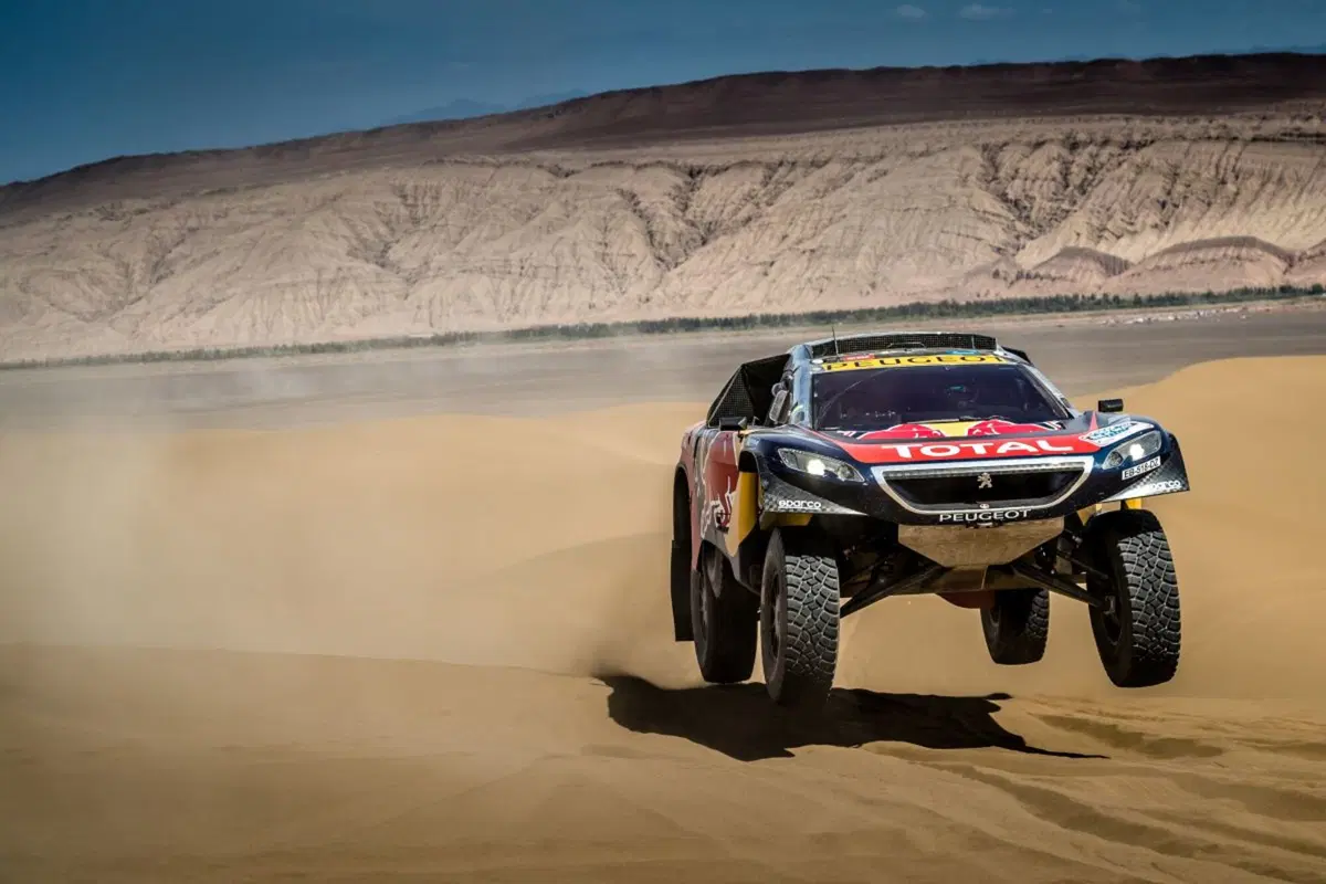 SWR16 Telex 09. “Tripletta” Peugeot nelle dune d’oro di Hami (9)