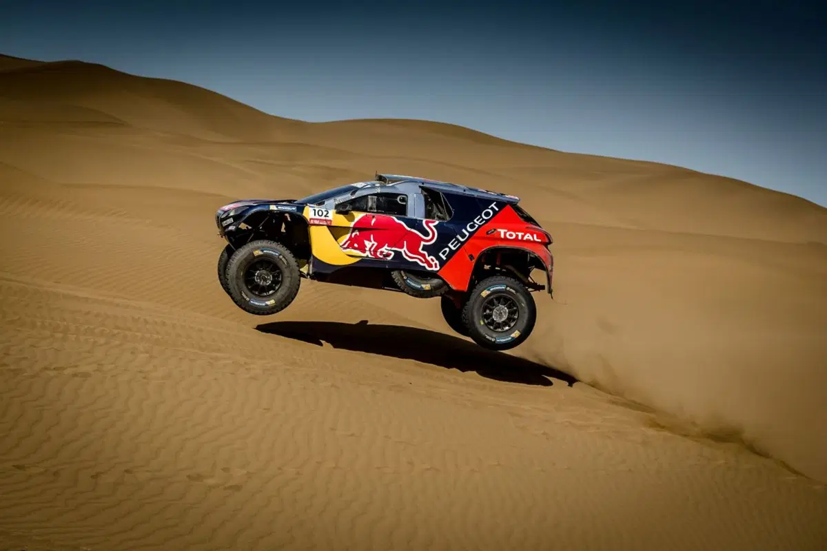 SWR16 Telex 09. “Tripletta” Peugeot nelle dune d’oro di Hami (13)