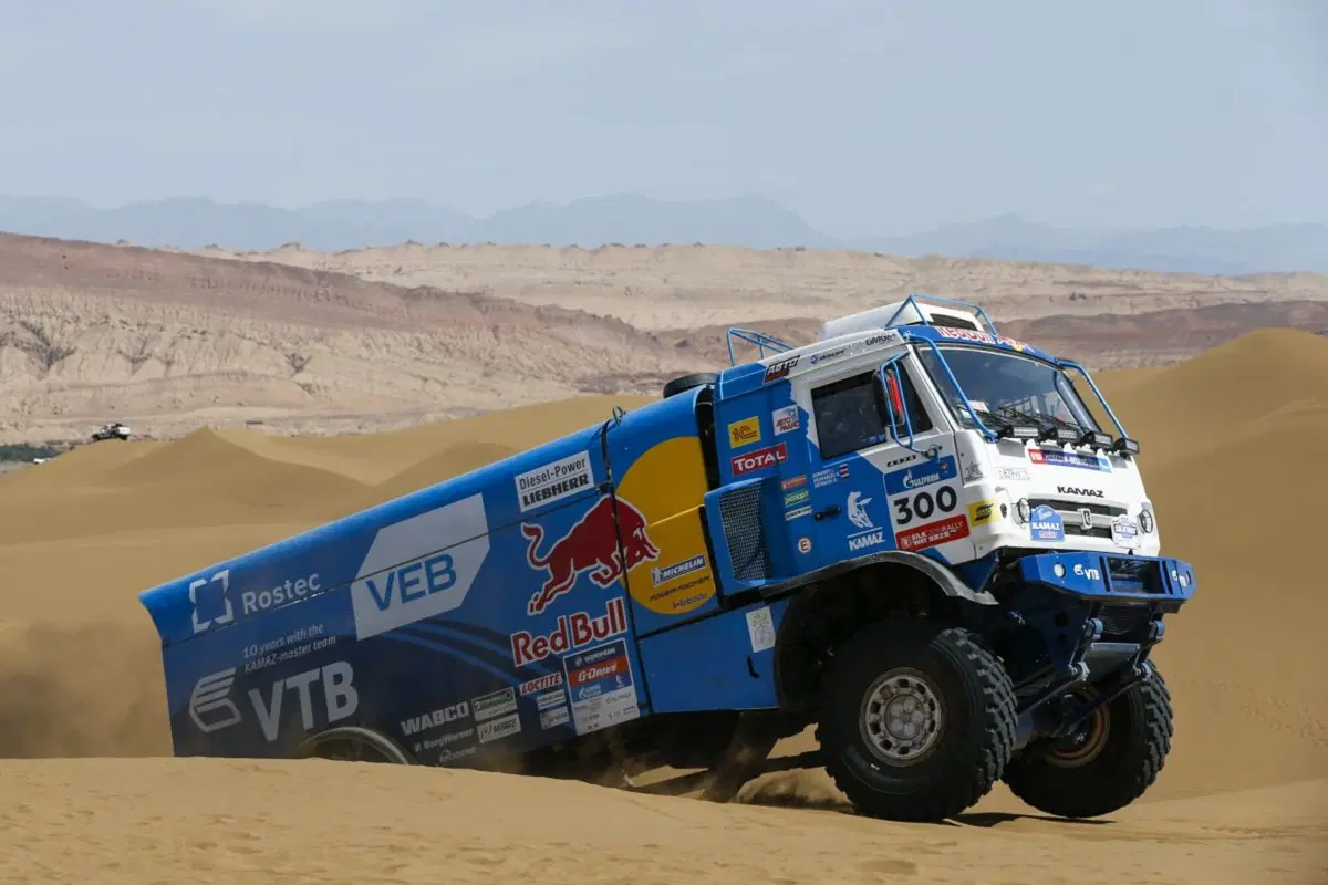 SWR16 Telex 09. “Tripletta” Peugeot nelle dune d’oro di Hami (30)