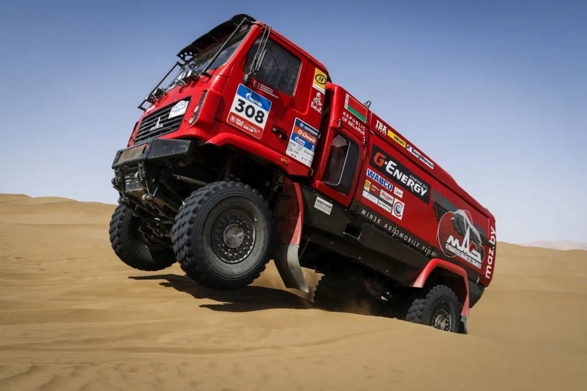 SWR16 Telex 09. “Tripletta” Peugeot nelle dune d’oro di Hami (37)