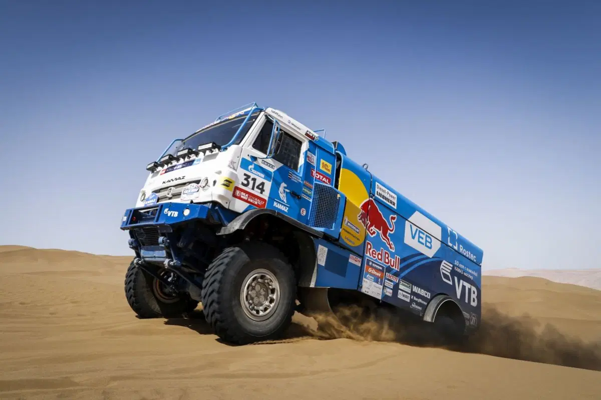 SWR16 Telex 09. “Tripletta” Peugeot nelle dune d’oro di Hami (38)