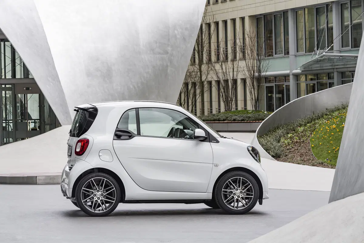 Smart Brabus: ecco i prezzi per l'Italia (8)