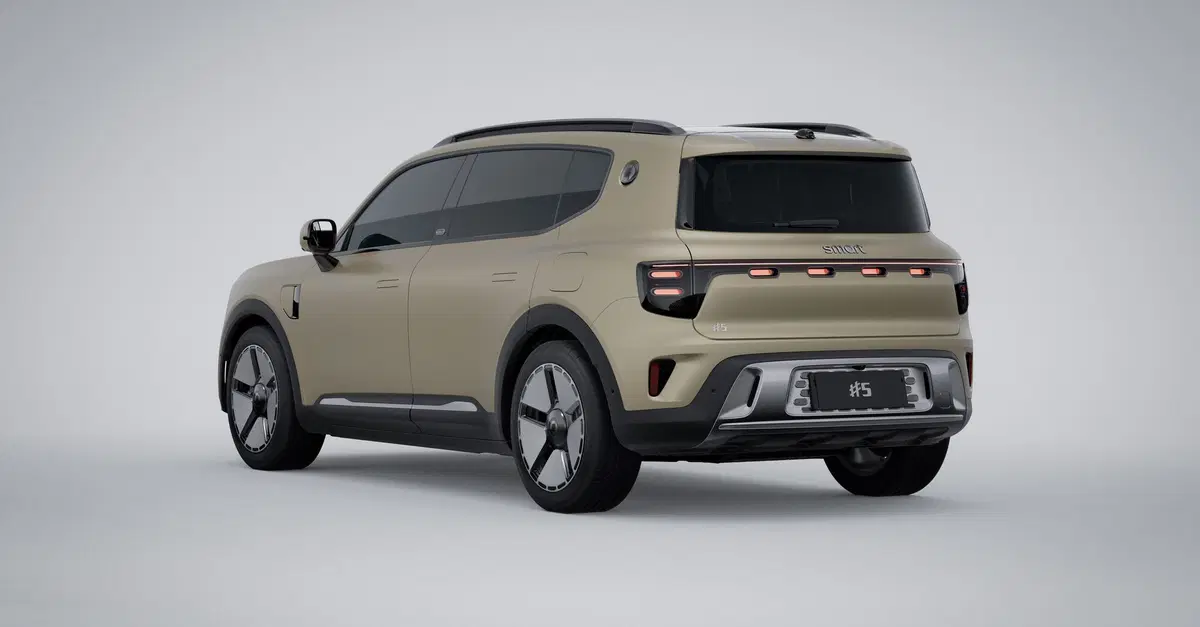 Smart: un'ibrida plug-in in arrivo, &egrave; la #5. Addio al 100% elettrico 