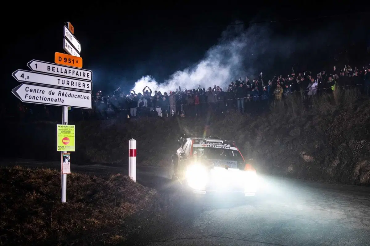 WRC25 Monte-Carlo D2. Ogier, Toyota, prima rischia e poi dilaga. Il Campione del Mondo in difficoltà (13)