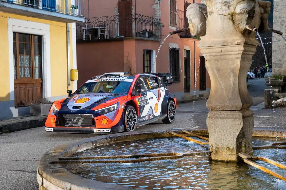 WRC25 Monte-Carlo D3. Ogier, qualcuno può cercare di andarlo a prendere? [VIDEO] (2)
