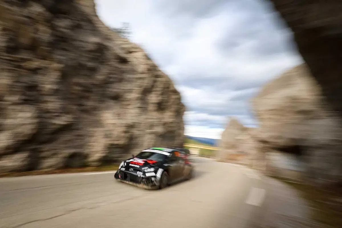 WRC25 Monte-Carlo D3. Ogier, qualcuno può cercare di andarlo a prendere? [VIDEO] (7)