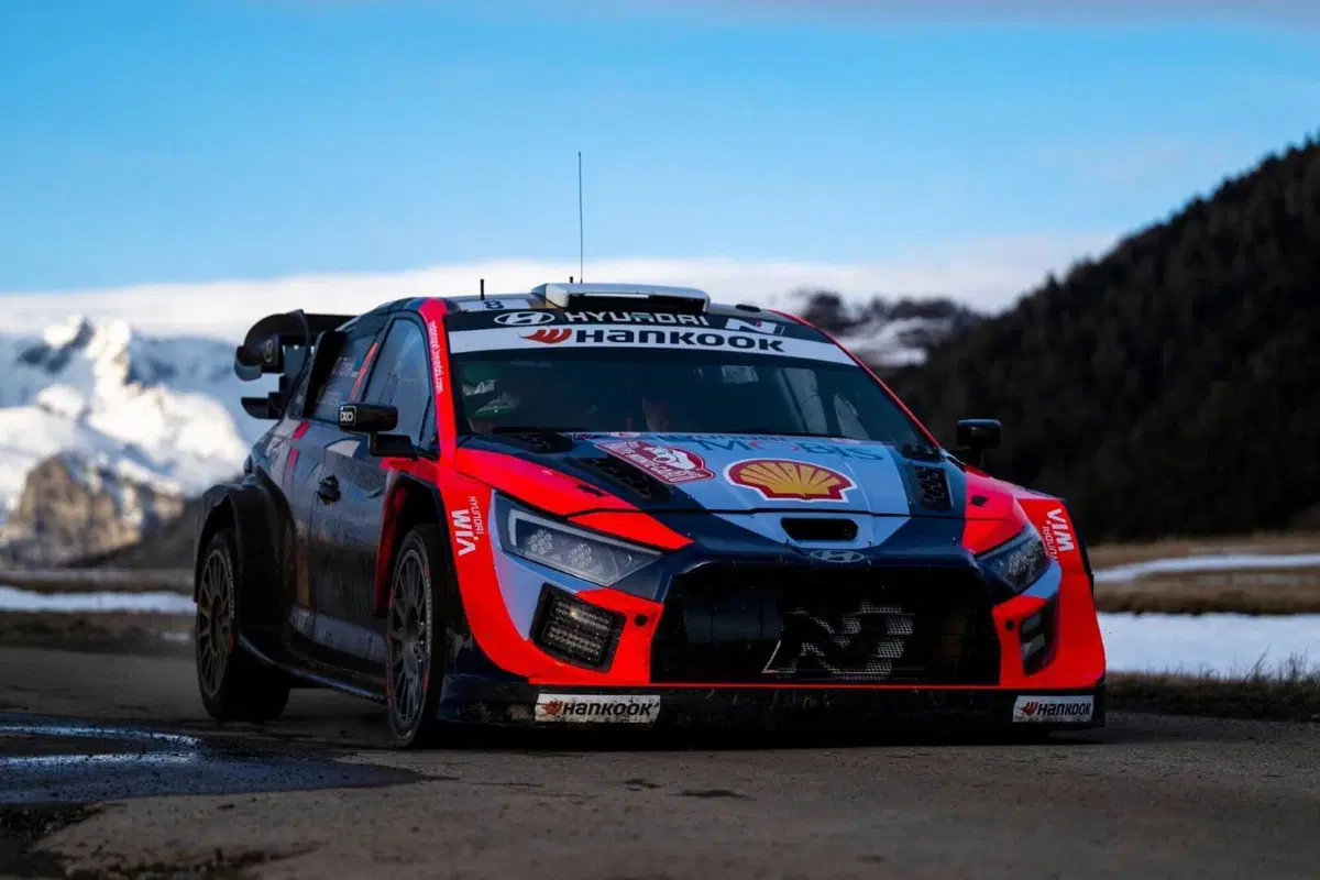 WRC25 Monte-Carlo D3. Ogier, qualcuno può cercare di andarlo a prendere? [VIDEO] (15)