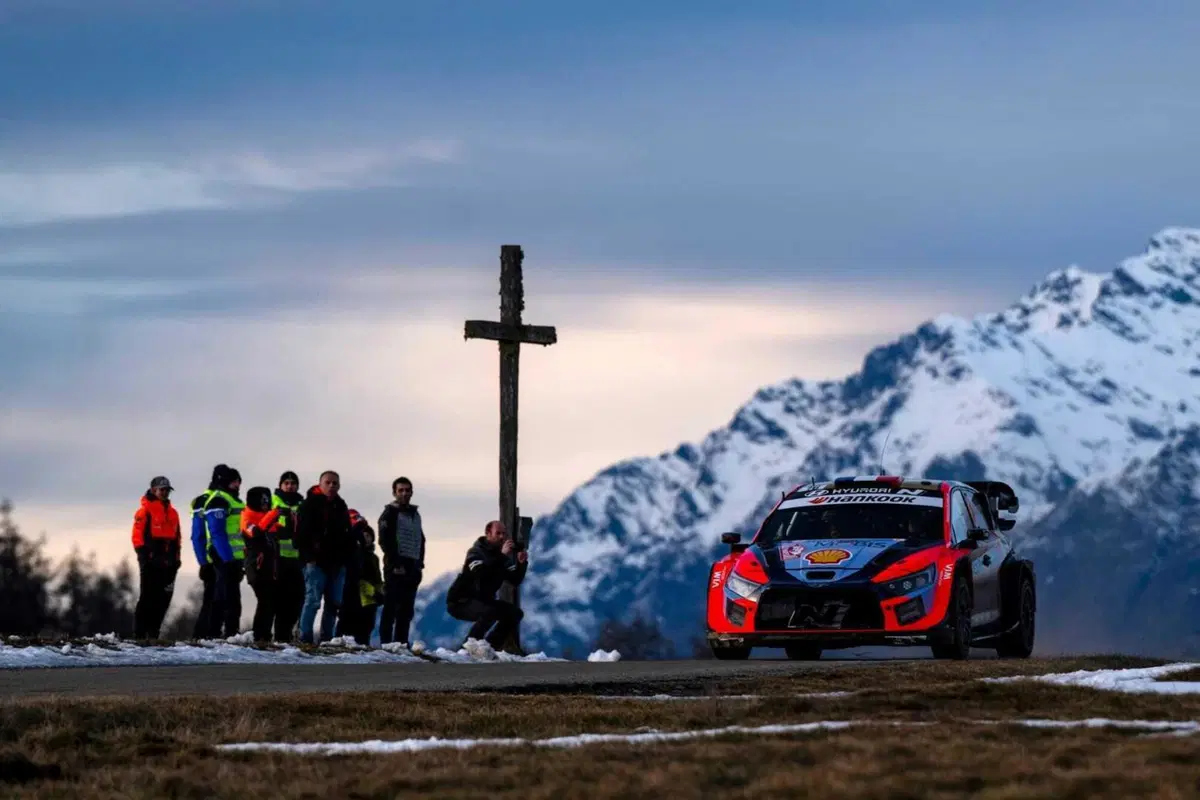 WRC25 Monte-Carlo D3. Ogier, qualcuno può cercare di andarlo a prendere? [VIDEO] (16)