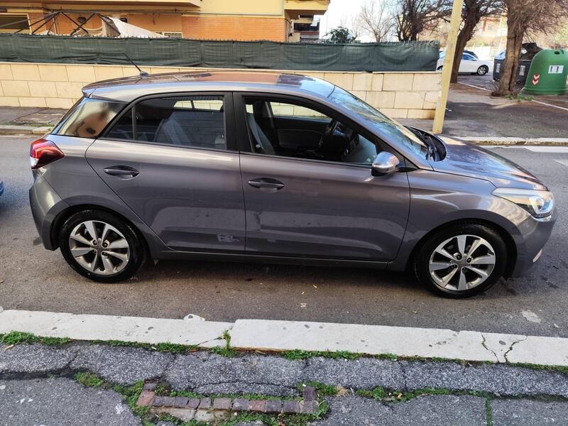 Hyundai i20 1.2 5 porte Classic  del 2015 usata a Roma