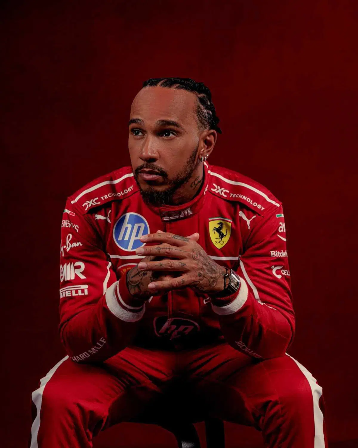 F1. Arriva l'annuncio speciale di Ferrari: ecco le prime immagini di Lewis Hamilton e Charles Leclerc da compagni di squadra