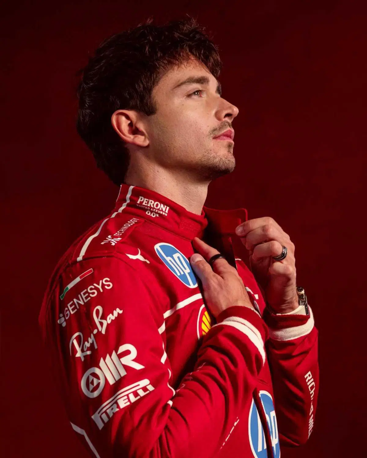 F1. Arriva l'annuncio speciale di Ferrari: ecco le prime immagini di Lewis Hamilton e Charles Leclerc da compagni di squadra (2)