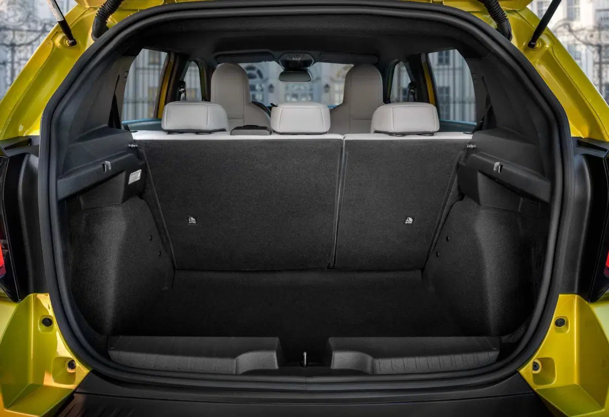Fiat Grande Panda: i prezzi in ltalia e tutti gli accessori, sarà la regina del segmento B? (23)