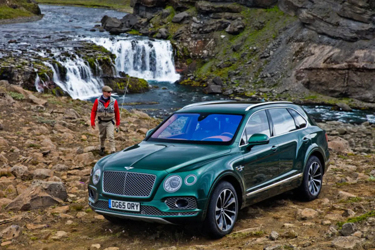 Bentley Bentayga Fly Fishing: per i clienti più sportivi (8)