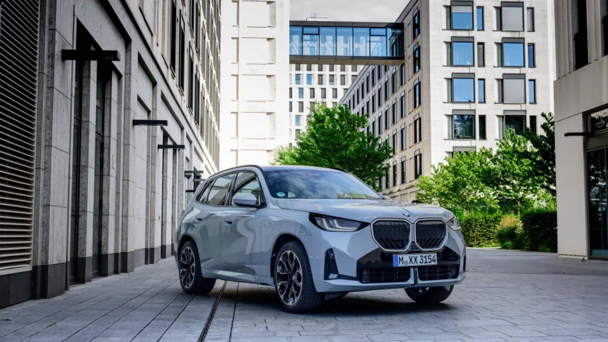 Nuova BMW X3: motorizzazioni, allestimenti, optional e prezzi. Guida all’acquisto (100)