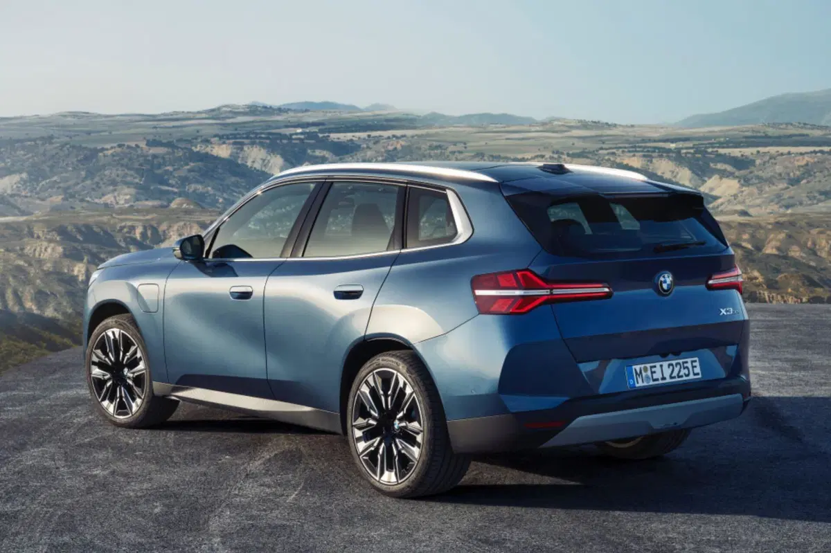 Nuova BMW X3: motorizzazioni, allestimenti, optional e prezzi. Guida all’acquisto (68)