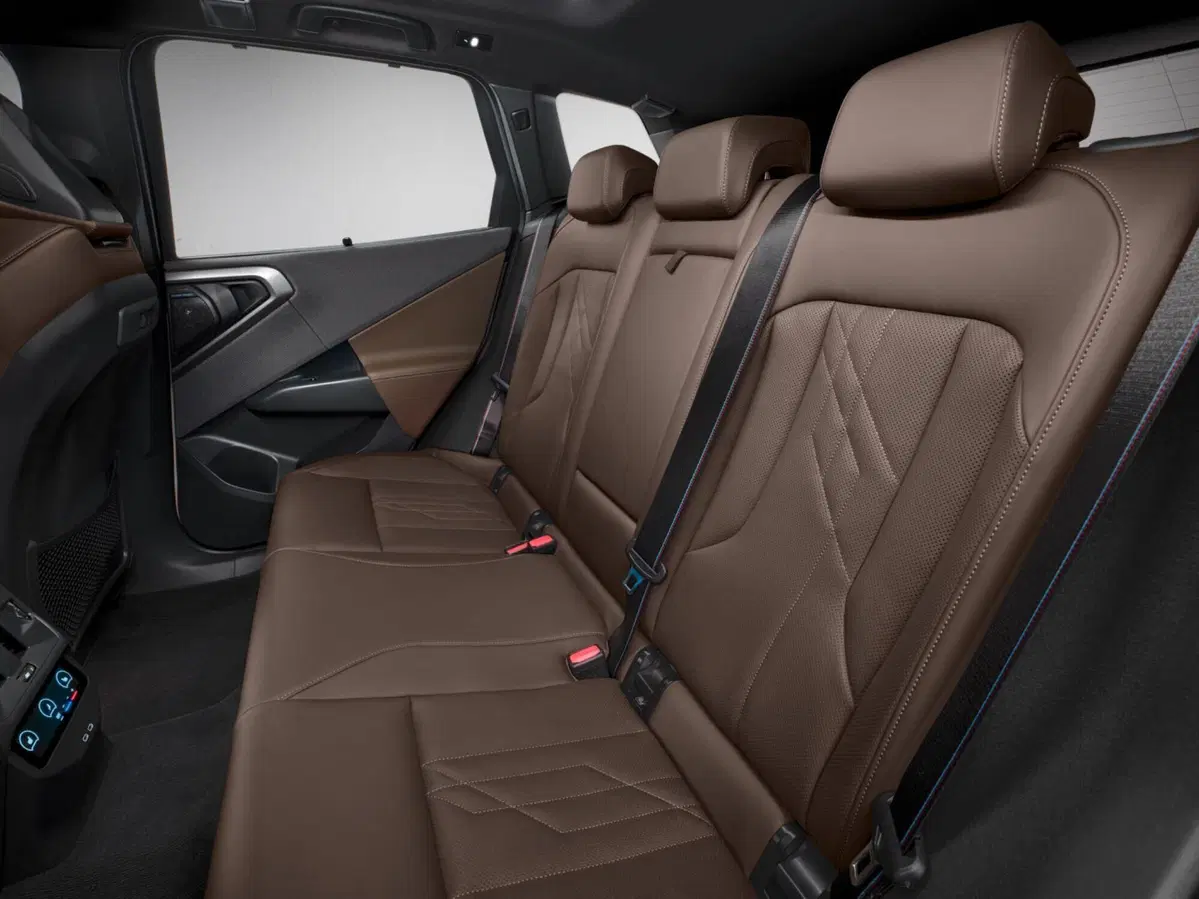 Nuova BMW X3: motorizzazioni, allestimenti, optional e prezzi. Guida all’acquisto (11)