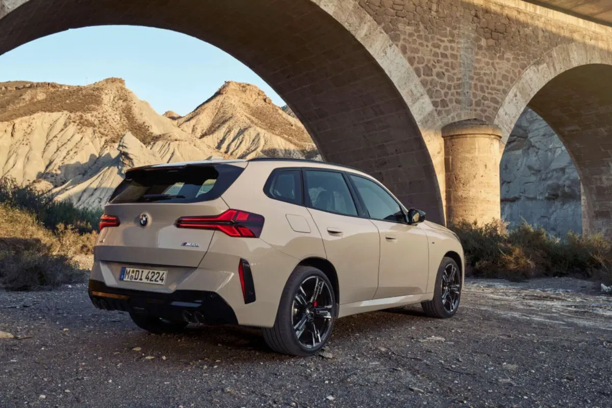 Nuova BMW X3: motorizzazioni, allestimenti, optional e prezzi. Guida all’acquisto (6)