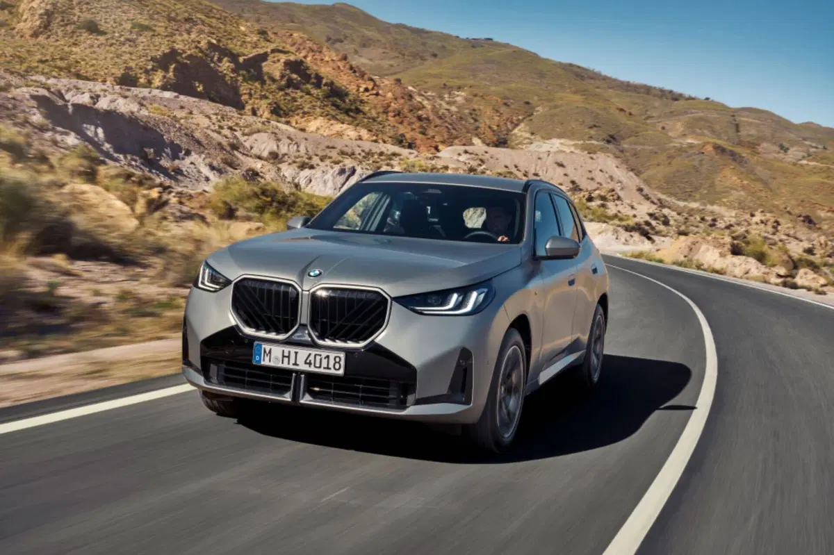 Nuova BMW X3: motorizzazioni, allestimenti, optional e prezzi. Guida all’acquisto (59)