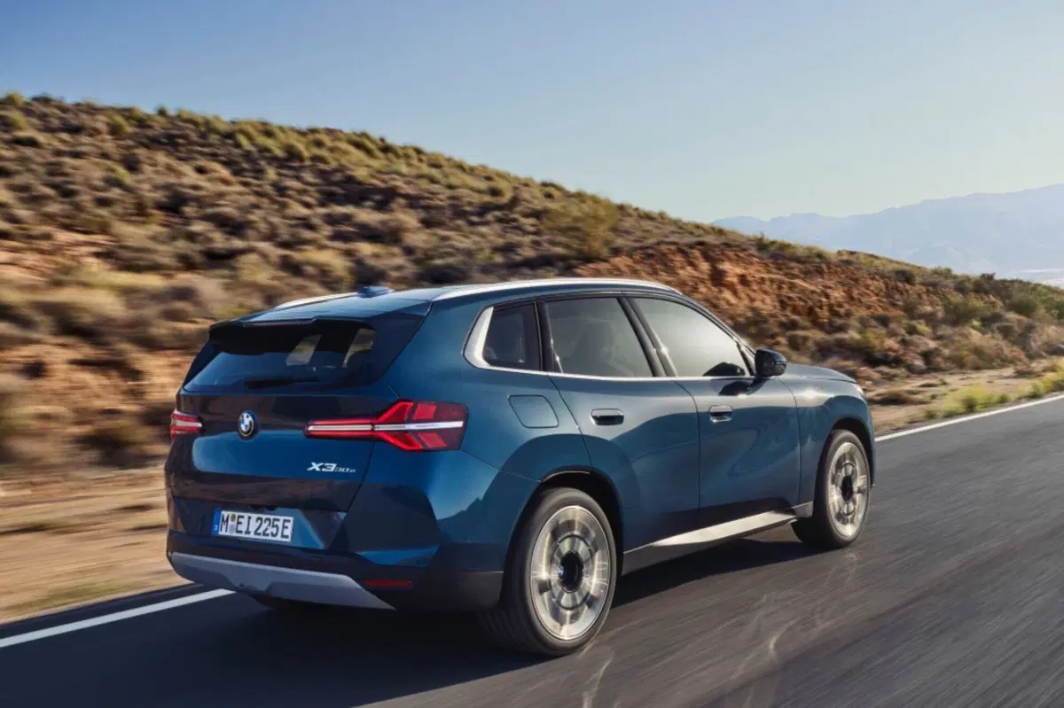 Nuova BMW X3: motorizzazioni, allestimenti, optional e prezzi. Guida all’acquisto (77)