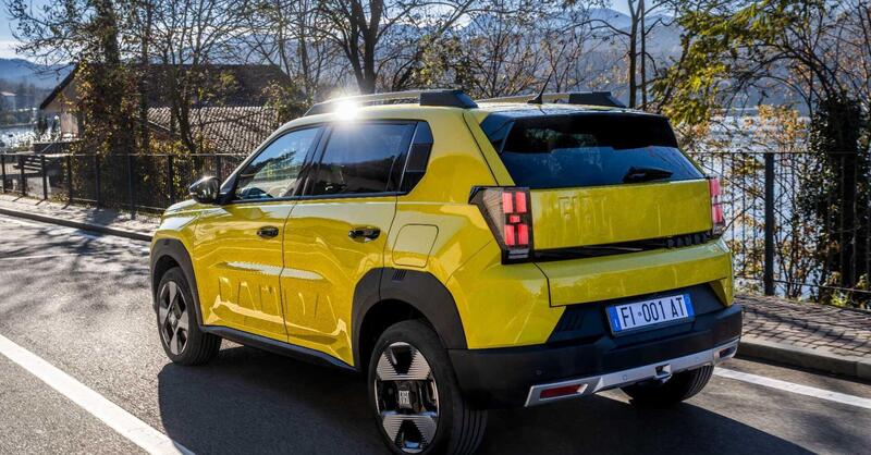 Nuova FIAT Grande Panda 2025 su strada &egrave; Pandastic? [VIDEO]