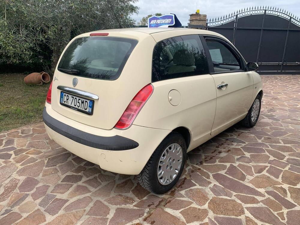 Lancia Ypsilon usata a Rimini