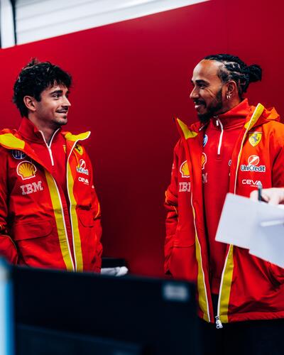 F1: Hamilton e Leclerc di nuovo in pista a Barcellona per i test Pirelli: come funzionano, che vettura sar&agrave; usata e perch&eacute; sono utili