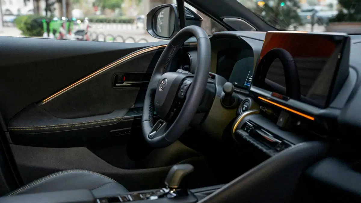 Toyota Toyota C-HR (12)