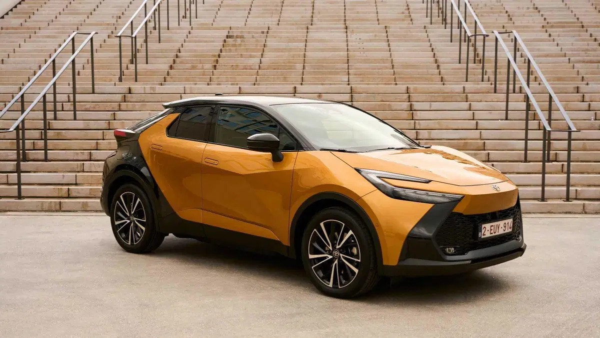 Toyota Toyota C-HR 2.0 phev Trend eco fwd e-cvt