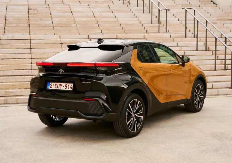 Toyota Toyota C-HR (3)