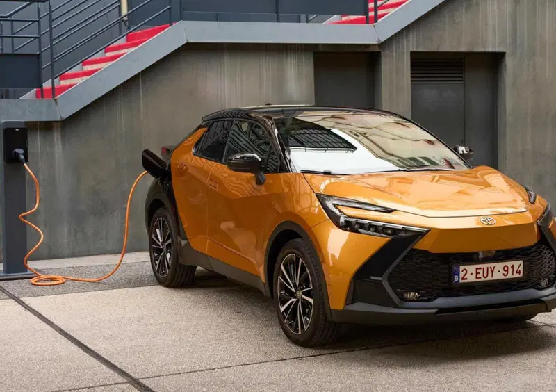 Toyota Toyota C-HR (8)
