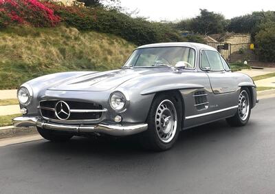 La replica della Mercedes 300SL Gullwing su base SLK320: follia?