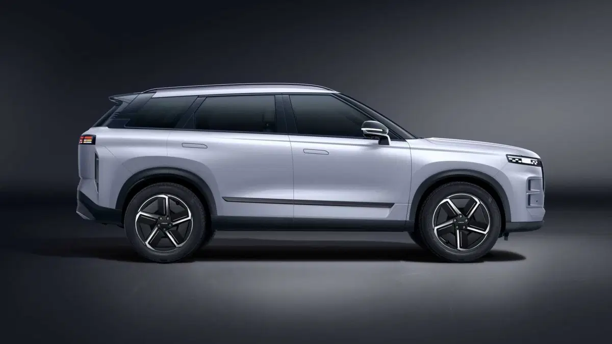 Jaecoo 7 Super Hybrid: svelati i prezzi dell'ibrida Plug-In da 1.200 km di autonomia  (6)