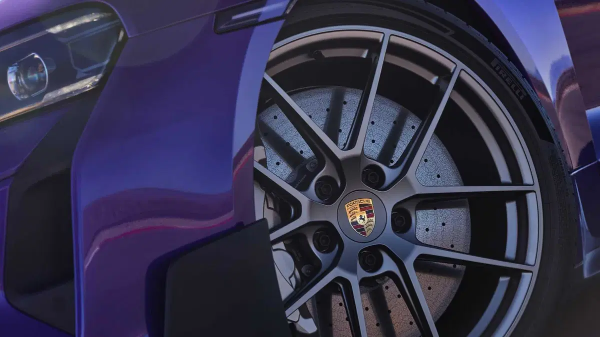 Porsche Taycan Turbo GT con pacchetto Weissach (17)