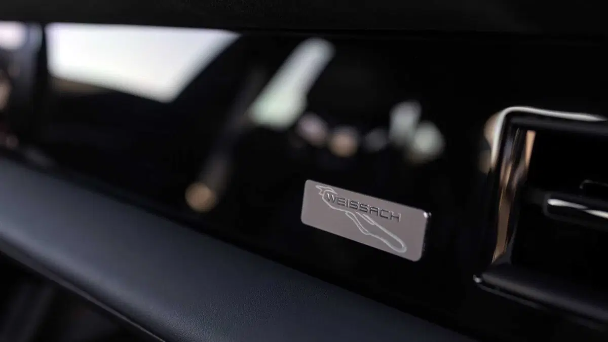 Porsche Taycan Turbo GT con pacchetto Weissach (26)