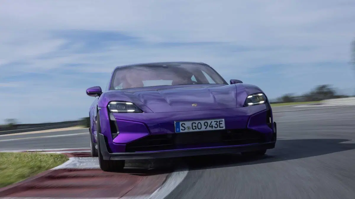 Porsche Taycan Turbo GT con pacchetto Weissach (5)
