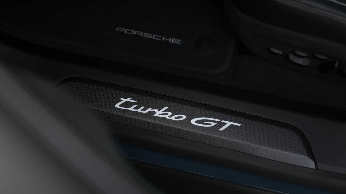 Porsche Taycan Turbo GT (20)