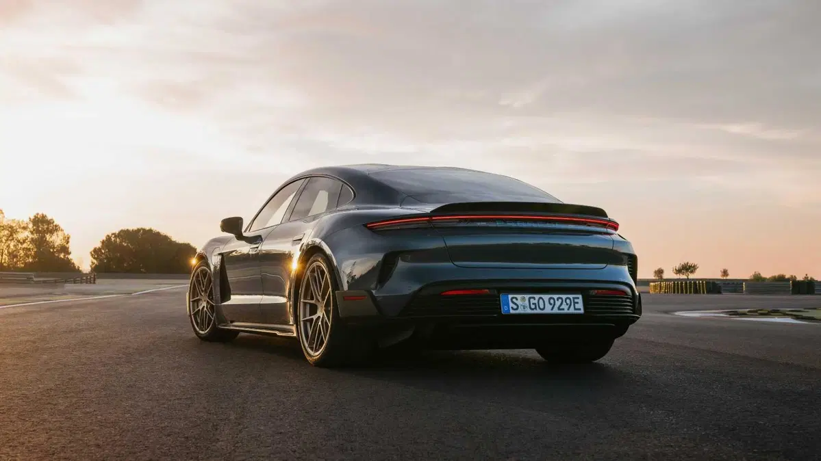 Porsche Taycan Turbo GT (2)